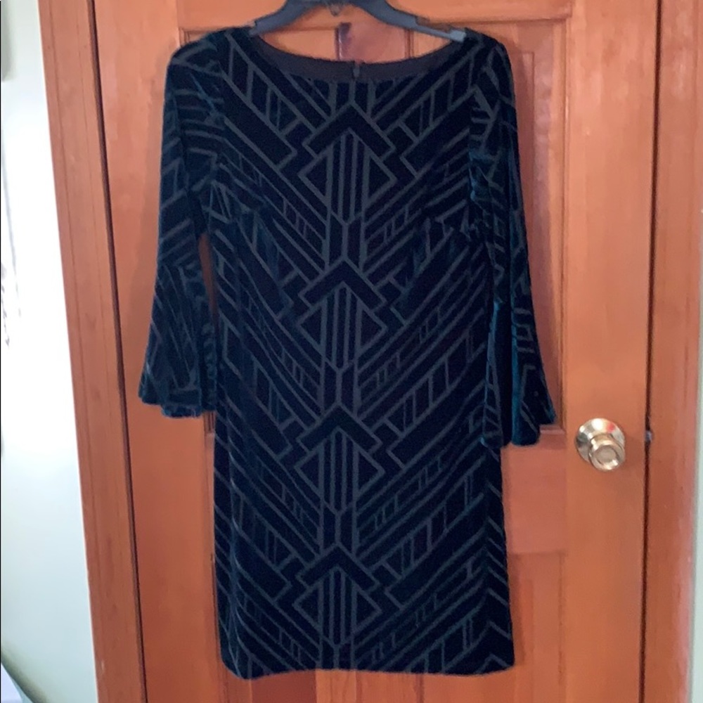Vince Camuto dress. Size 4 Petite